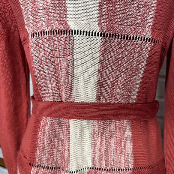 Cozy, Belted Wrap Cardigan by Ya Los Angeles Size Large - Picture 9 of 10